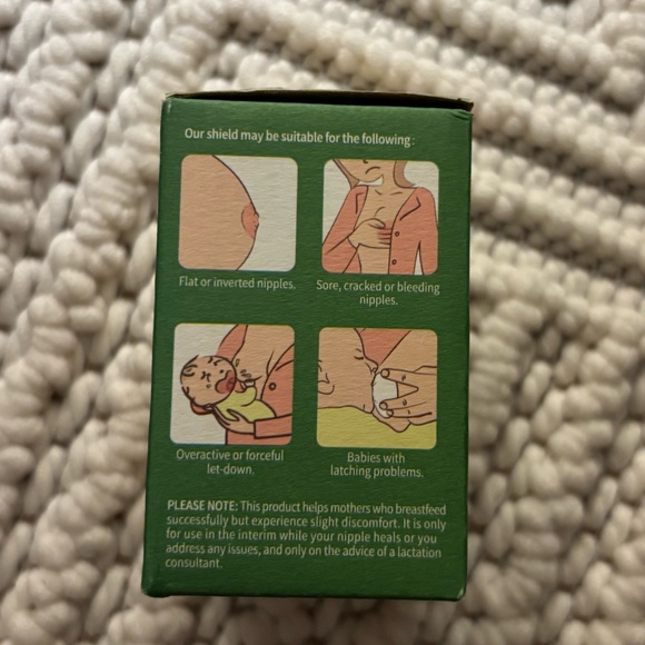 Ultra thin silicone nipple shields - Picture 4 of 7